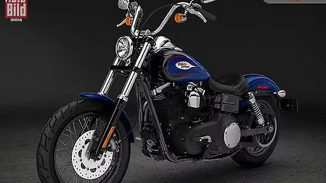 Harley Davidson Street Bob Front three-quarter Harley Davidson Street Bob Front three-quarter